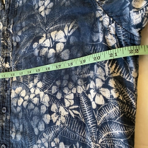 MARGARITAVILLE casual button down men’s shirt size Small - Picture 7 of 8